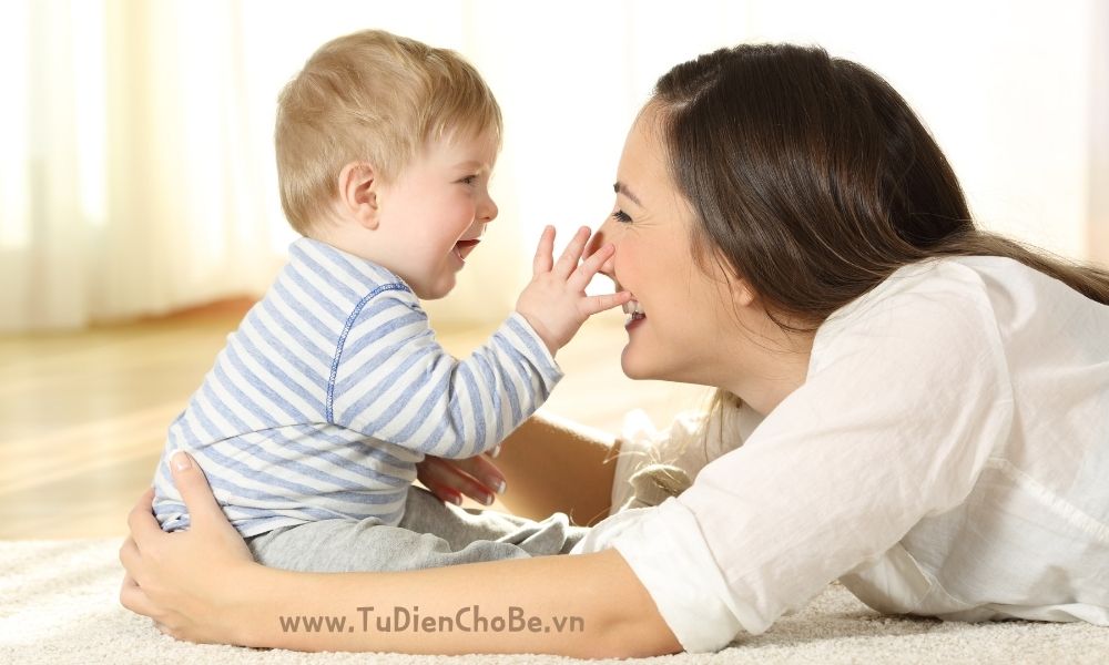 tập nói cho bé, phát triển ngôn ngữ, dạy bé nói, bé học nói, ngôn ngữ mẹ đẻ, cách dạy bé tập nói, chương trình tivi cho bé học nói