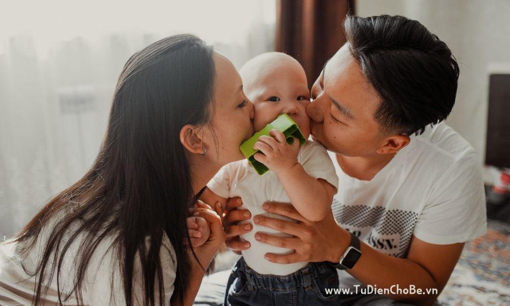 tập nói cho bé, phát triển ngôn ngữ, dạy bé nói, bé học nói, ngôn ngữ mẹ đẻ, cách dạy bé tập nói, chương trình tivi cho bé học nói